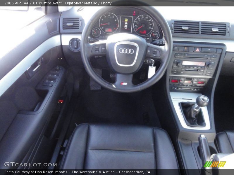 Dashboard of 2006 A4 2.0T quattro Avant