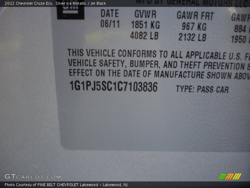 Silver Ice Metallic / Jet Black 2012 Chevrolet Cruze Eco