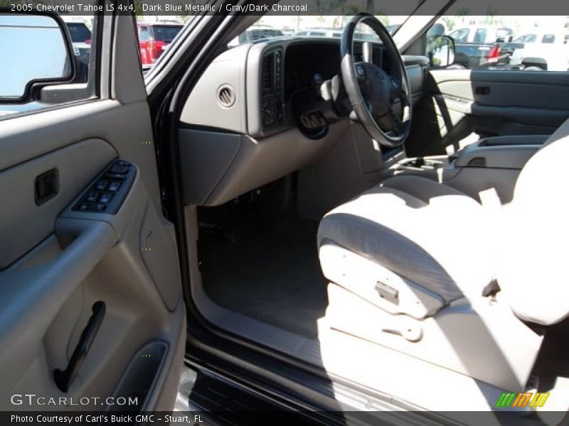 Dark Blue Metallic / Gray/Dark Charcoal 2005 Chevrolet Tahoe LS 4x4