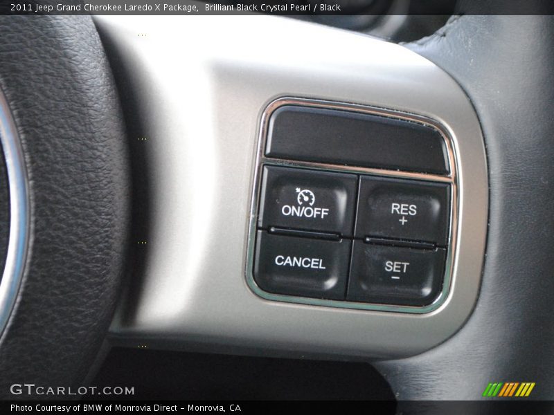 Brilliant Black Crystal Pearl / Black 2011 Jeep Grand Cherokee Laredo X Package