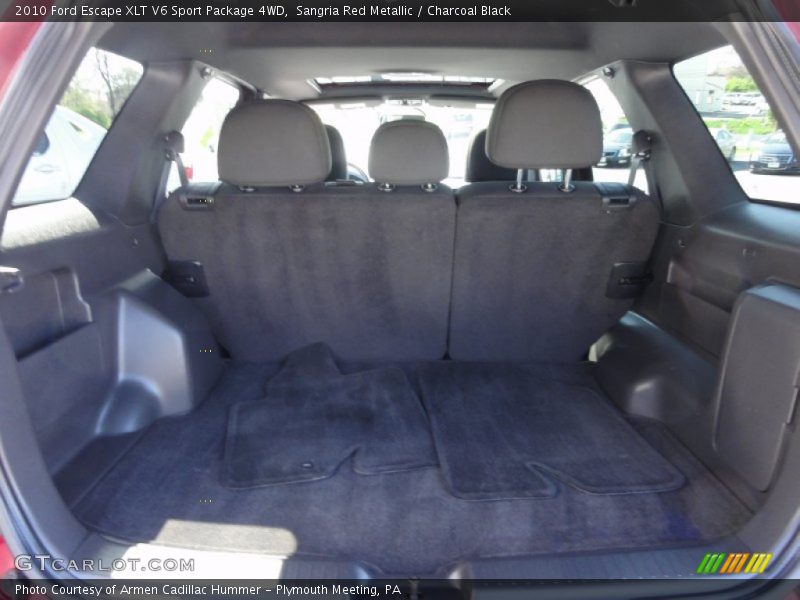  2010 Escape XLT V6 Sport Package 4WD Trunk