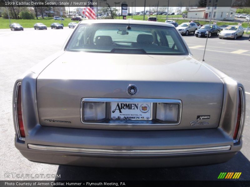 Shale / Neutral Shale 1999 Cadillac DeVille Sedan