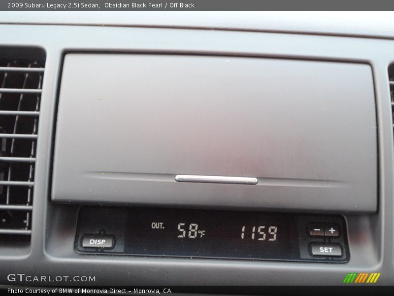 Obsidian Black Pearl / Off Black 2009 Subaru Legacy 2.5i Sedan