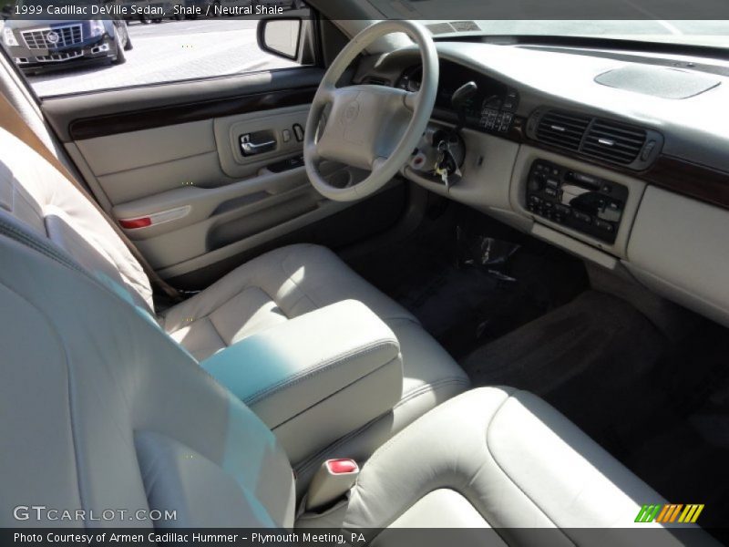 Shale / Neutral Shale 1999 Cadillac DeVille Sedan