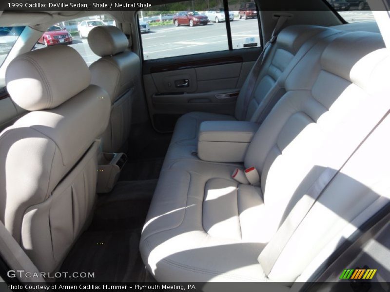 Shale / Neutral Shale 1999 Cadillac DeVille Sedan
