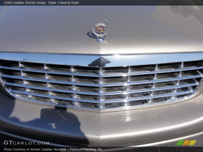 Shale / Neutral Shale 1999 Cadillac DeVille Sedan