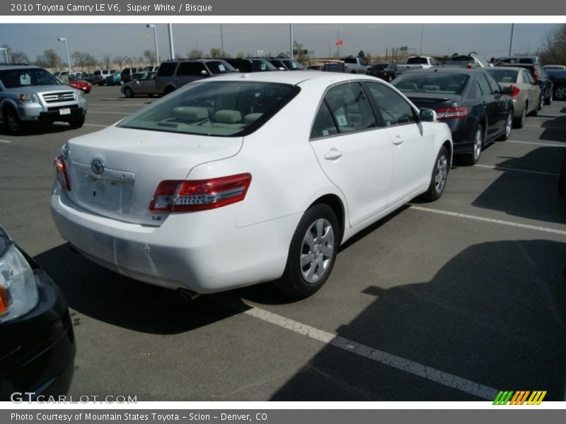 Super White / Bisque 2010 Toyota Camry LE V6