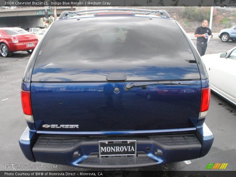 Indigo Blue Metallic / Medium Gray 2004 Chevrolet Blazer LS