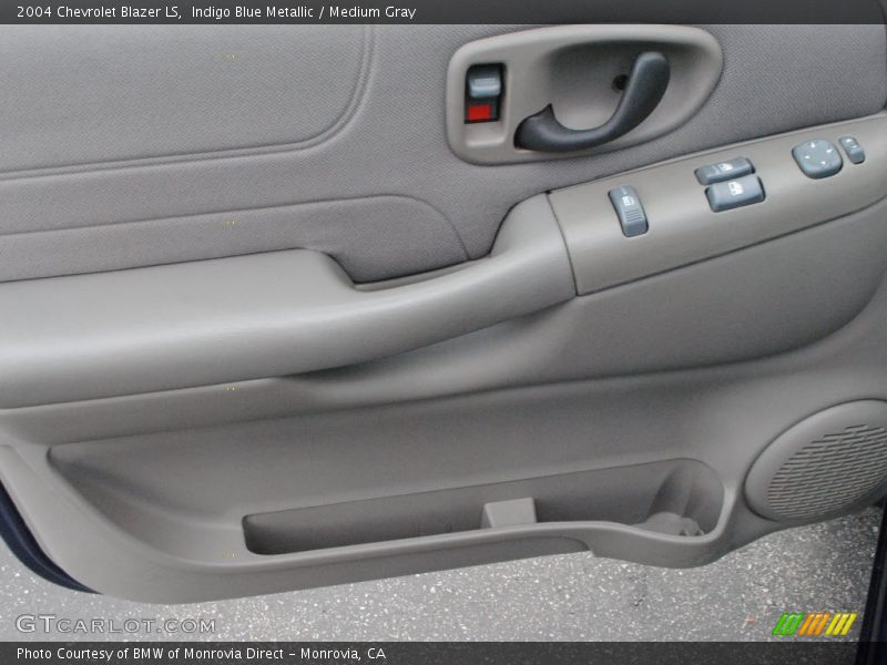Indigo Blue Metallic / Medium Gray 2004 Chevrolet Blazer LS