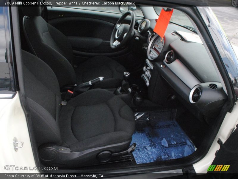 Pepper White / Checkered Carbon Black/Black 2009 Mini Cooper Hardtop