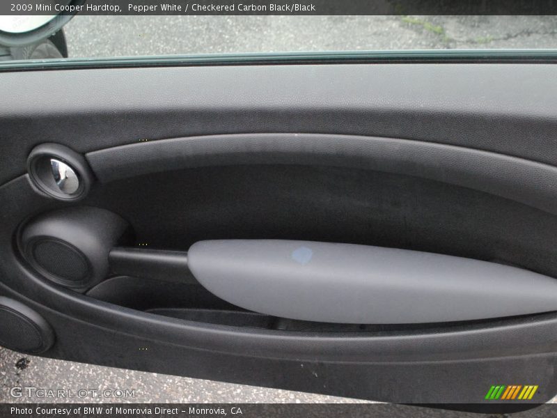 Pepper White / Checkered Carbon Black/Black 2009 Mini Cooper Hardtop