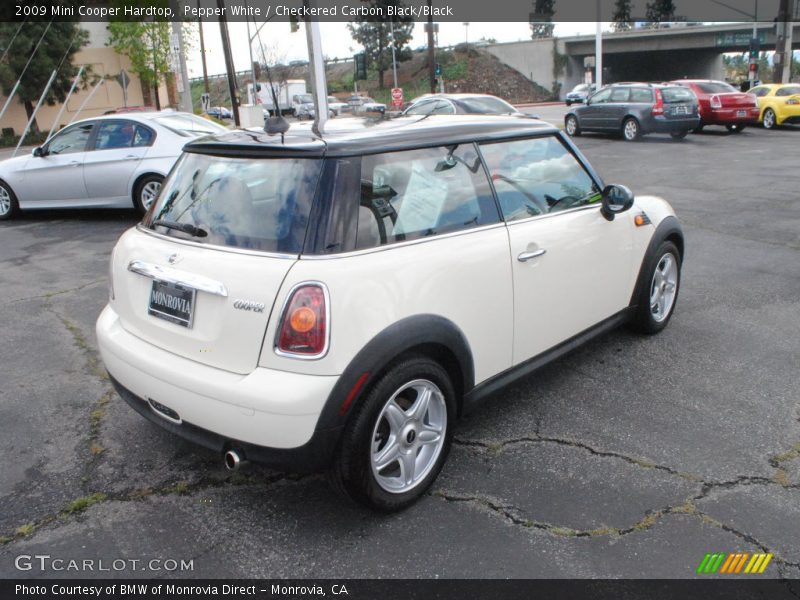 Pepper White / Checkered Carbon Black/Black 2009 Mini Cooper Hardtop