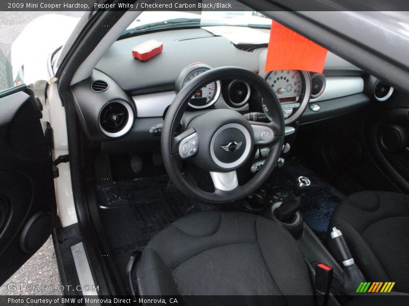 Pepper White / Checkered Carbon Black/Black 2009 Mini Cooper Hardtop