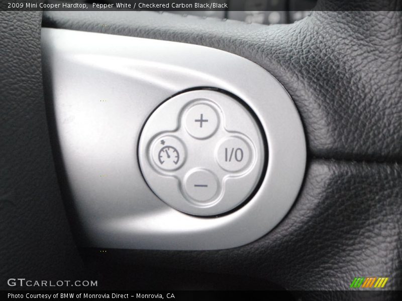 Pepper White / Checkered Carbon Black/Black 2009 Mini Cooper Hardtop