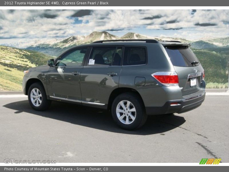 Cypress Green Pearl / Black 2012 Toyota Highlander SE 4WD