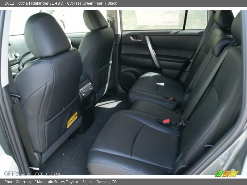 Cypress Green Pearl / Black 2012 Toyota Highlander SE 4WD