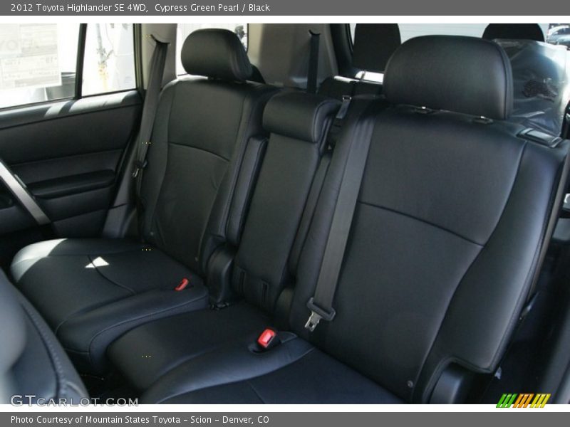 Cypress Green Pearl / Black 2012 Toyota Highlander SE 4WD