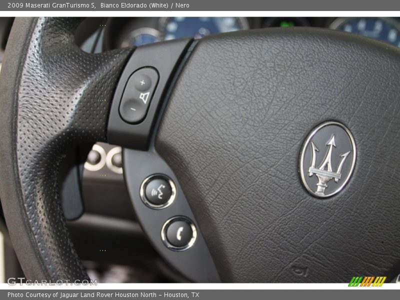 Controls of 2009 GranTurismo S