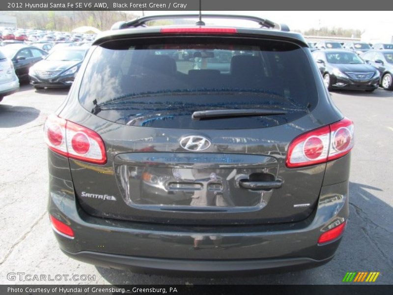 Black Forest Green / Gray 2012 Hyundai Santa Fe SE V6 AWD