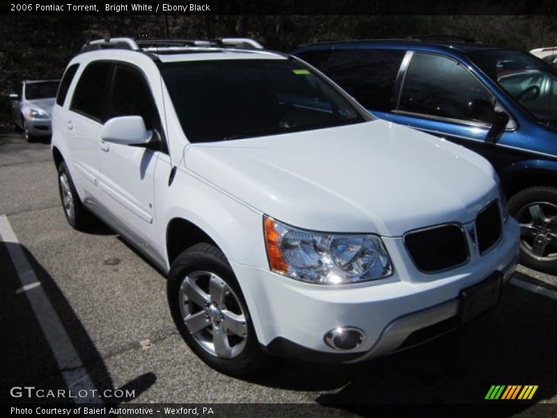 Bright White / Ebony Black 2006 Pontiac Torrent