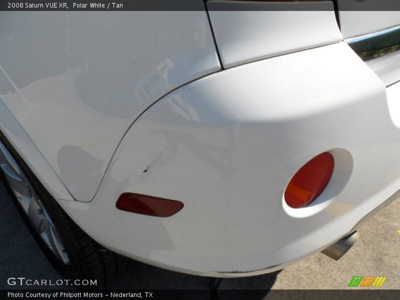 Polar White / Tan 2008 Saturn VUE XR