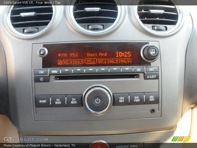 Polar White / Tan 2008 Saturn VUE XR