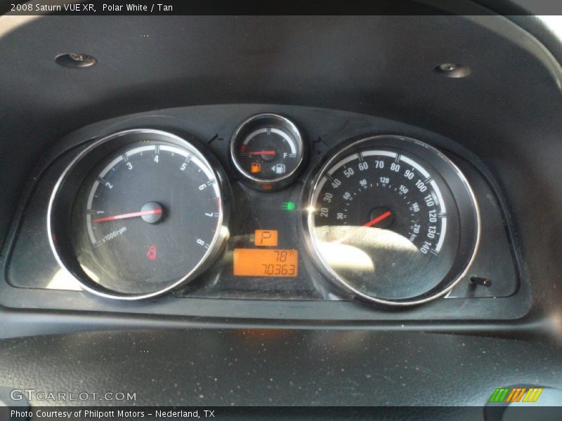 Polar White / Tan 2008 Saturn VUE XR