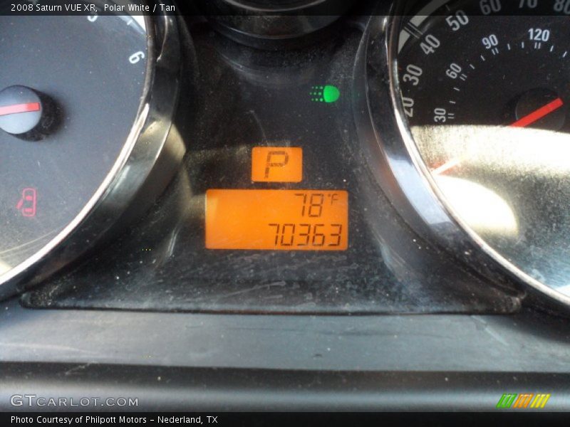 Polar White / Tan 2008 Saturn VUE XR