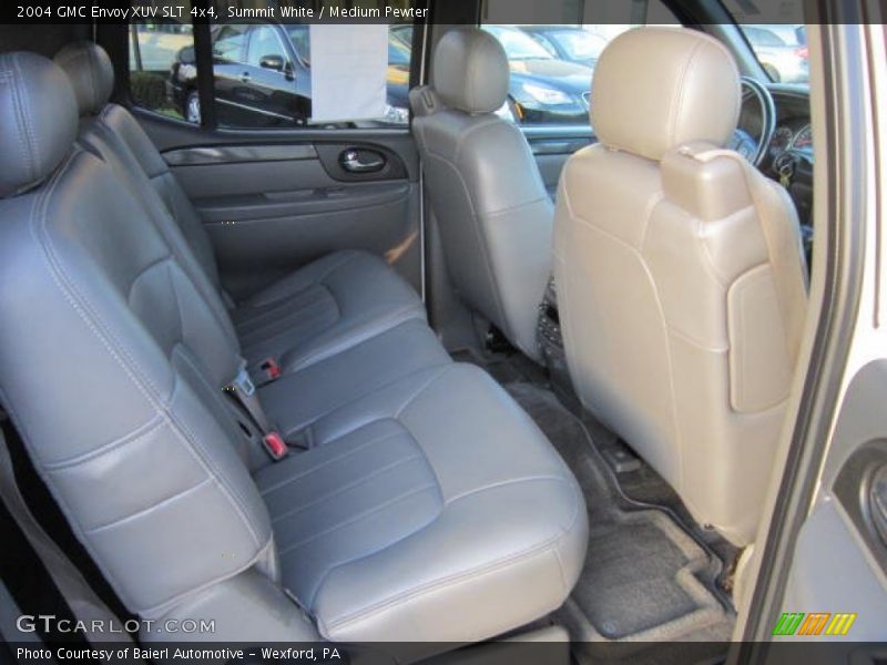 Summit White / Medium Pewter 2004 GMC Envoy XUV SLT 4x4