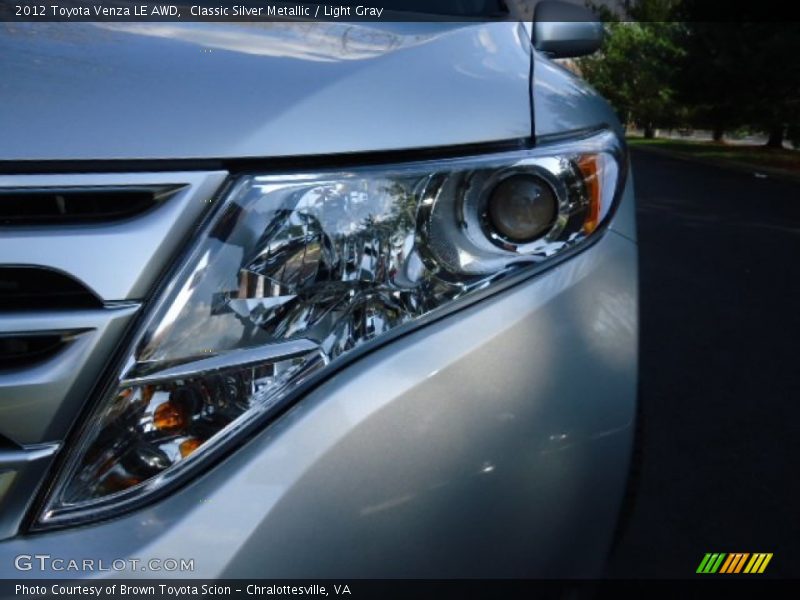 Classic Silver Metallic / Light Gray 2012 Toyota Venza LE AWD