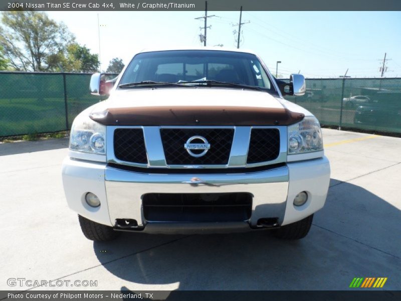 White / Graphite/Titanium 2004 Nissan Titan SE Crew Cab 4x4