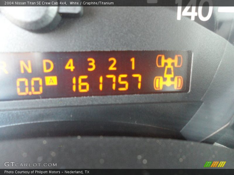White / Graphite/Titanium 2004 Nissan Titan SE Crew Cab 4x4