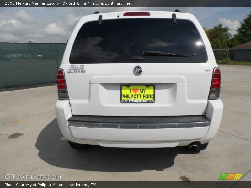 Oxford White / Pebble/Light Parchment 2006 Mercury Mariner Luxury