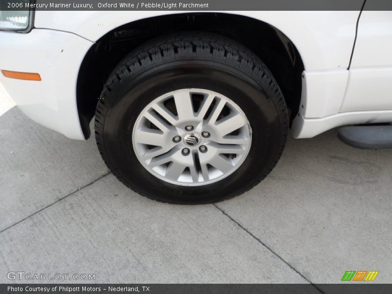 Oxford White / Pebble/Light Parchment 2006 Mercury Mariner Luxury