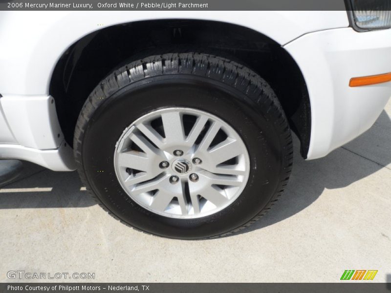 Oxford White / Pebble/Light Parchment 2006 Mercury Mariner Luxury