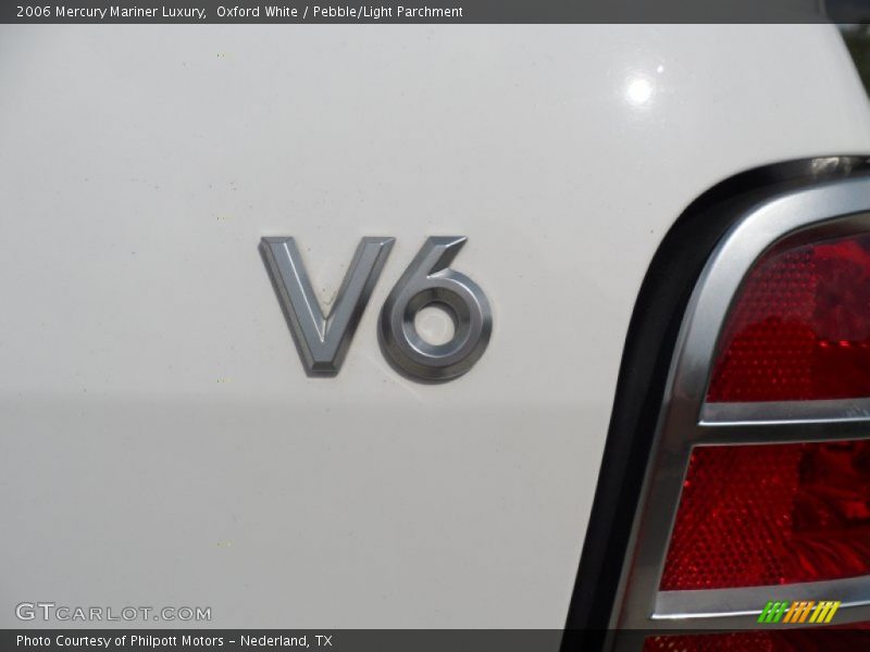 Oxford White / Pebble/Light Parchment 2006 Mercury Mariner Luxury