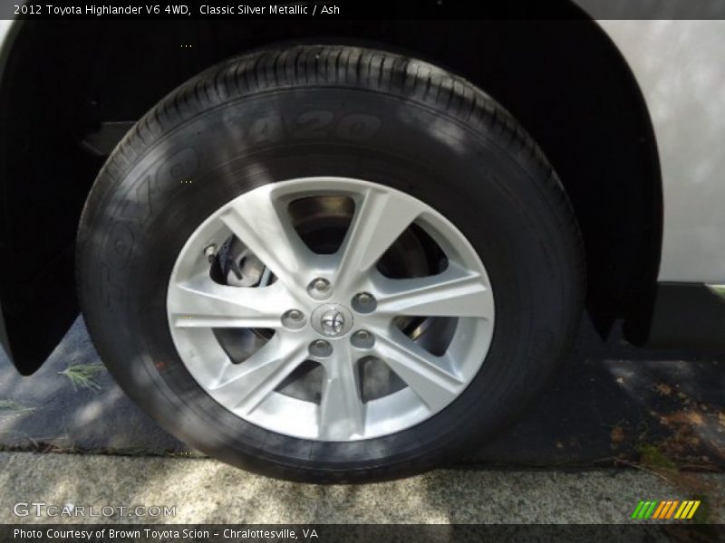 Classic Silver Metallic / Ash 2012 Toyota Highlander V6 4WD