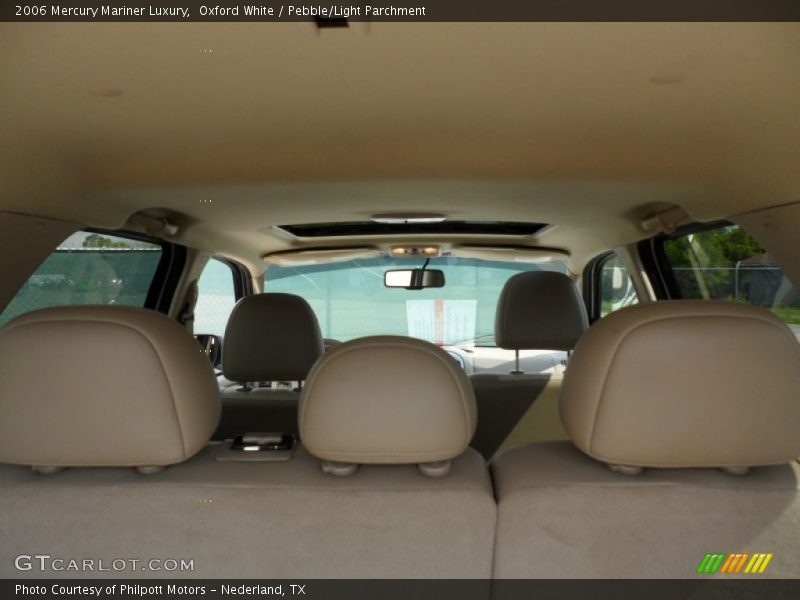 Oxford White / Pebble/Light Parchment 2006 Mercury Mariner Luxury