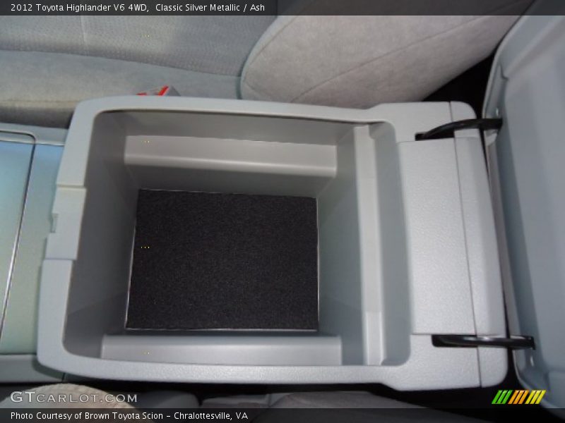 Classic Silver Metallic / Ash 2012 Toyota Highlander V6 4WD