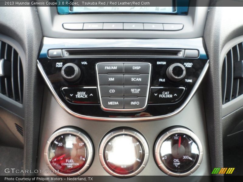 Controls of 2013 Genesis Coupe 3.8 R-Spec