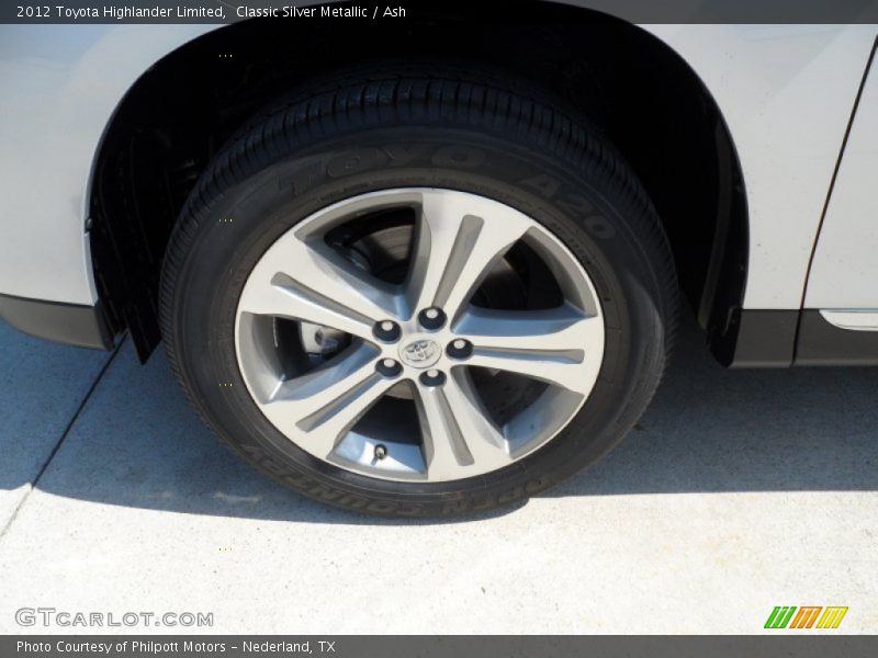 Classic Silver Metallic / Ash 2012 Toyota Highlander Limited
