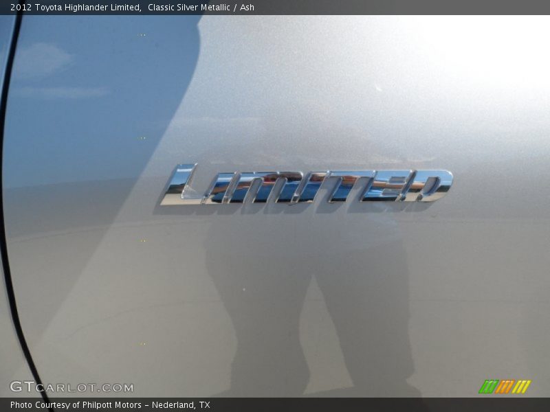 Classic Silver Metallic / Ash 2012 Toyota Highlander Limited