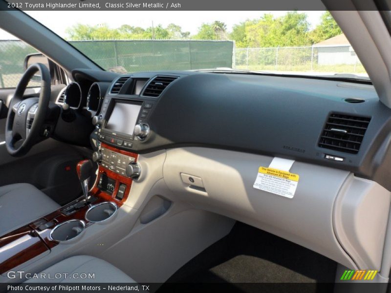 Classic Silver Metallic / Ash 2012 Toyota Highlander Limited