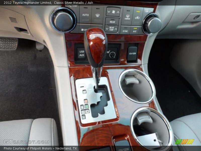 Classic Silver Metallic / Ash 2012 Toyota Highlander Limited