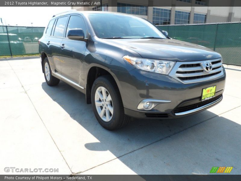 Magnetic Gray Metallic / Ash 2012 Toyota Highlander