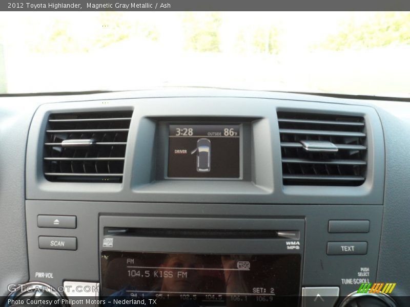 Magnetic Gray Metallic / Ash 2012 Toyota Highlander