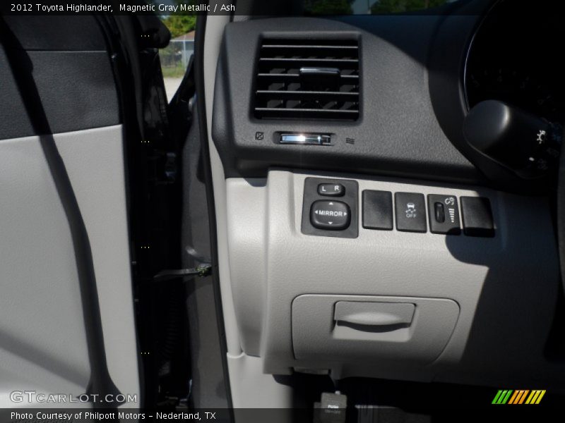 Magnetic Gray Metallic / Ash 2012 Toyota Highlander