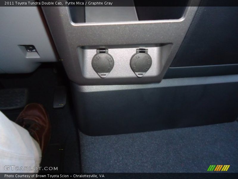 Pyrite Mica / Graphite Gray 2011 Toyota Tundra Double Cab