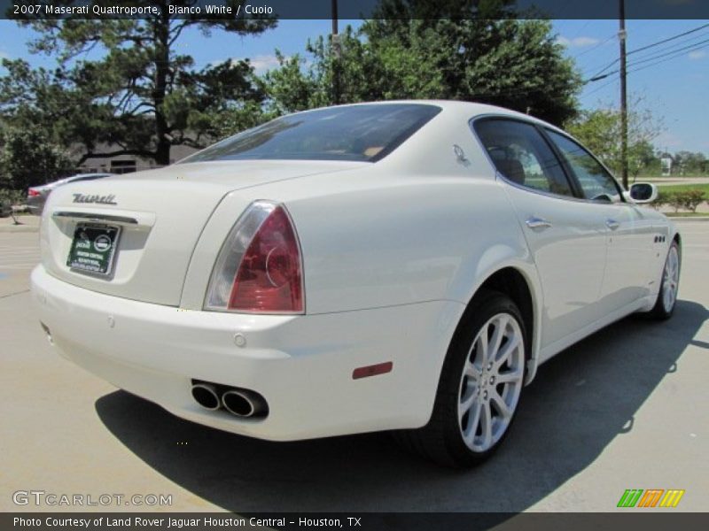 Bianco White / Cuoio 2007 Maserati Quattroporte