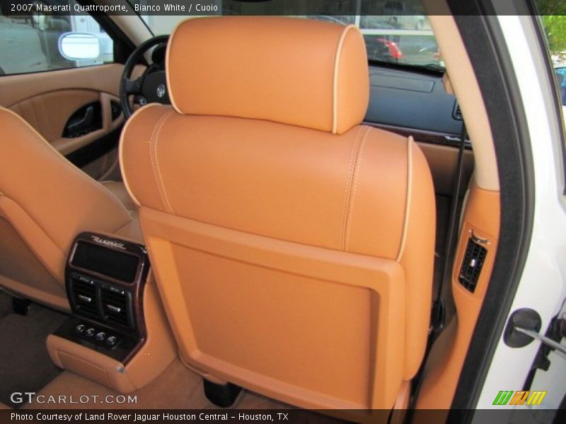 Bianco White / Cuoio 2007 Maserati Quattroporte